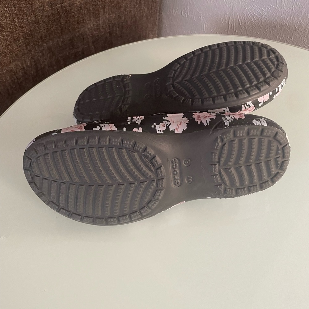 Floral crocs - Picture 4 of 5